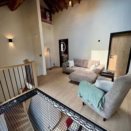 別荘 La Chouette Érezée